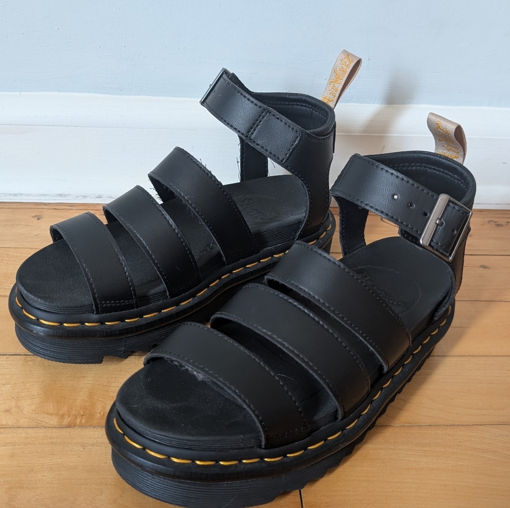 Dr. Marten Black Platform Sandals Size 6